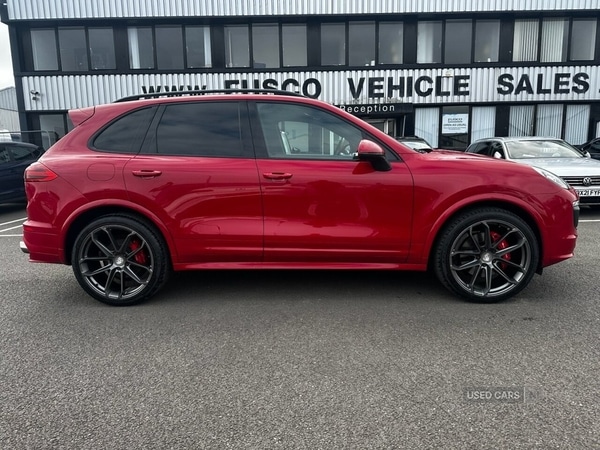 Used Porsche Cayenne 2016 for sale - 78186165: Photo 2