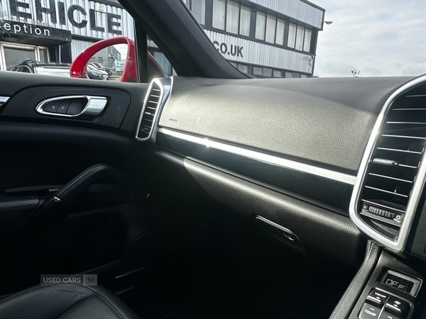 Used Porsche Cayenne 2016 for sale - 78186165: Photo 31