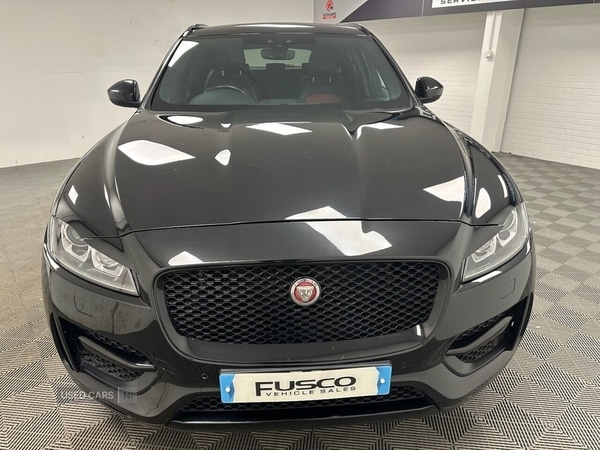 Used Jaguar F-Pace 2019 for sale - 76977197: Photo 2