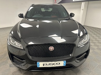 Used Jaguar F-Pace 2019 for sale - 76977197: Photo