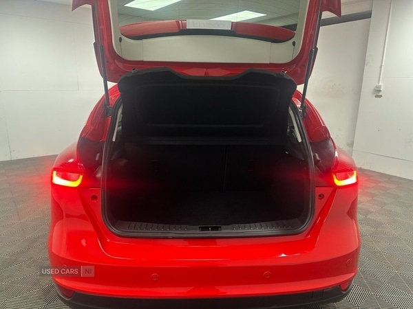 Used Ford Focus 2017 for sale - 76671768: Photo 10