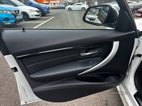 Used BMW 3 Series 2017 for sale - 77672457: Photo 14