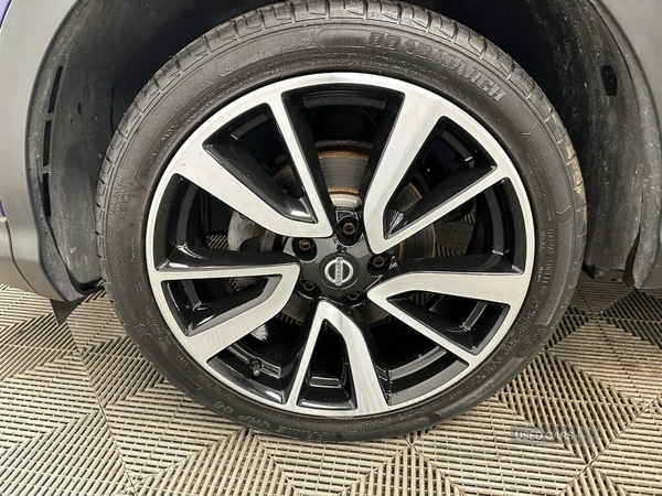 Used Nissan Qashqai 2017 for sale - 77120949: Photo 4