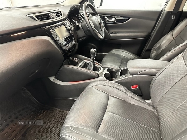 Used Nissan Qashqai 2017 for sale - 77120949: Photo 9