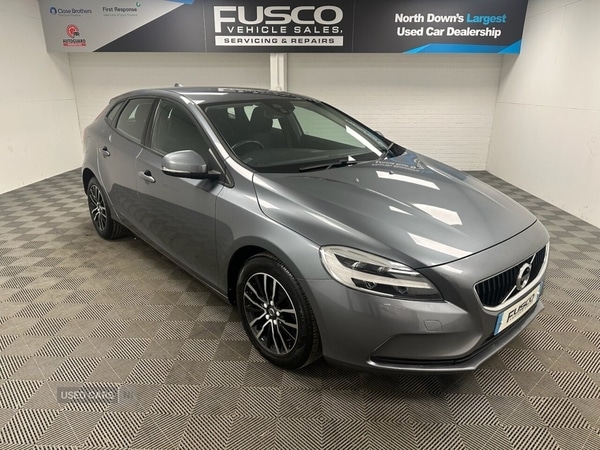 Used Volvo V40 2017 for sale - 76667558: Photo 1