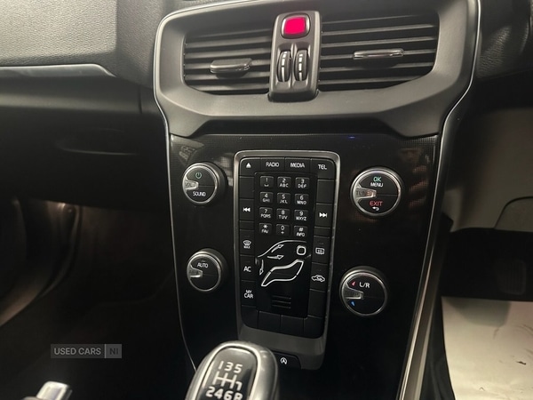 Used Volvo V40 2017 for sale - 76667558: Photo 25