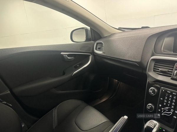 Used Volvo V40 2017 for sale - 76667558: Photo 27