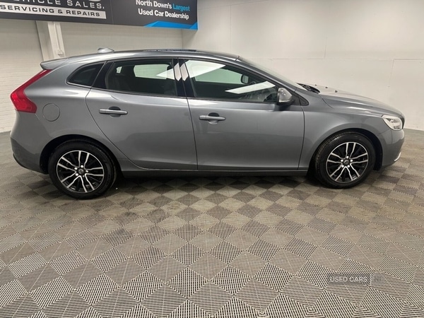 Used Volvo V40 2017 for sale - 76667558: Photo 8