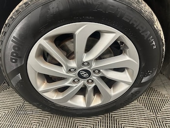 Used Hyundai TUCSON 2017 for sale - 76409660: Photo