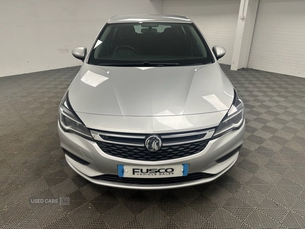 Used Vauxhall Astra 2017 for sale - 76153702: Photo 2