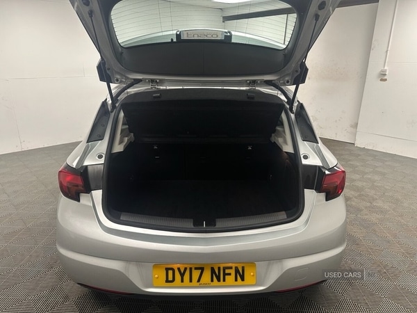 Used Vauxhall Astra 2017 for sale - 76153702: Photo 7