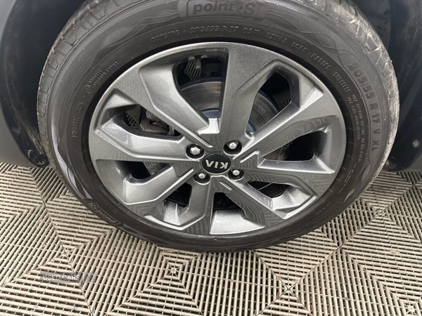 Used Kia Stonic 2018 for sale - 76593186: Photo 4