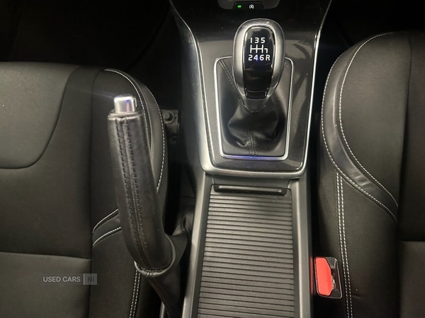 Used Volvo V40 2017 for sale - 76099718: Photo 18