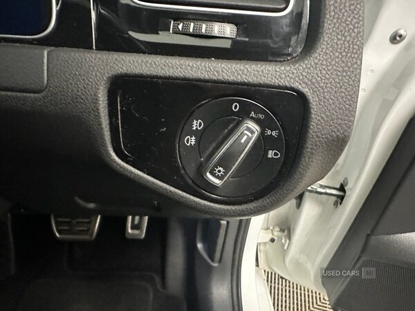 Used Volkswagen Golf 2018 for sale - 76753407: Photo 17