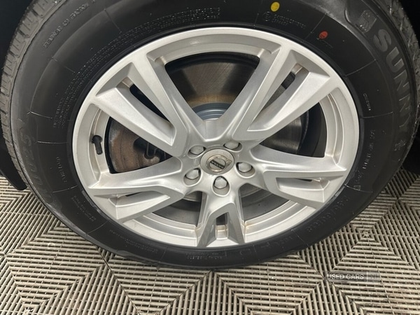 Used Volvo XC60 2018 for sale - 76441480: Photo 4