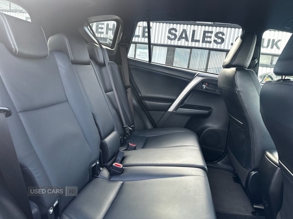 Used Toyota RAV4 2018 for sale - 78116957: Photo 10