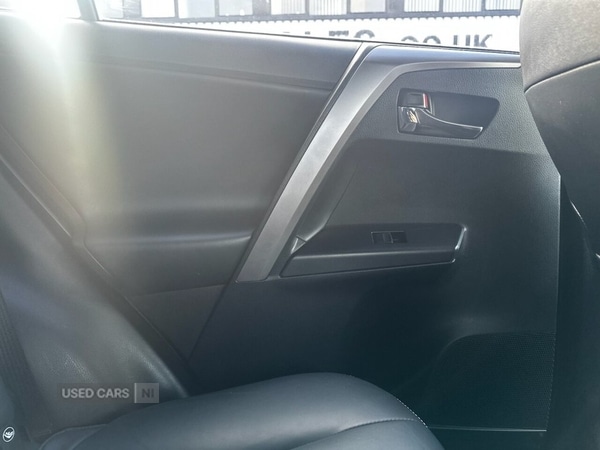 Used Toyota RAV4 2018 for sale - 78116957: Photo 12