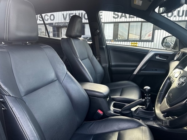 Used Toyota RAV4 2018 for sale - 78116957: Photo 15