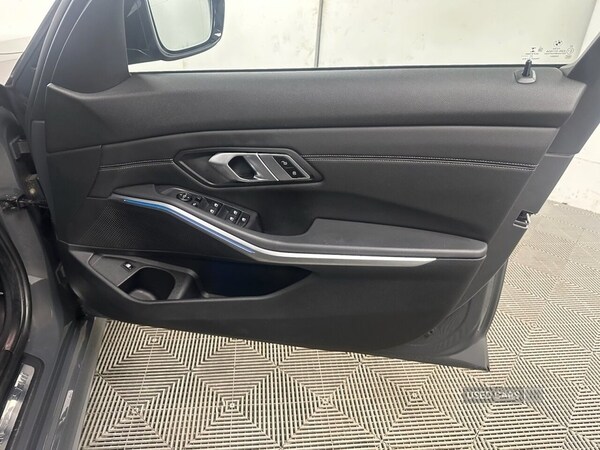 Used BMW 3 Series 2022 for sale - 76936854: Photo 38