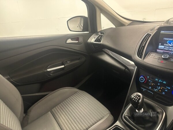Used Ford C-Max 2015 for sale - 76216334: Photo 32