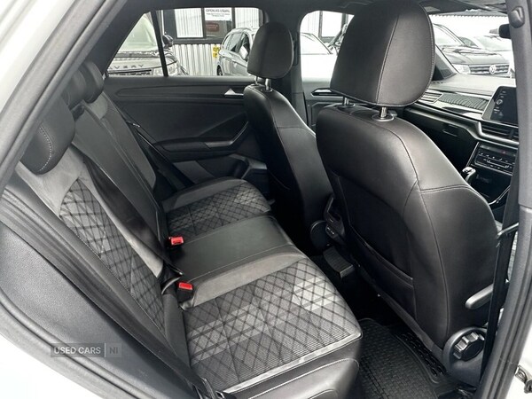 Used Volkswagen T-Roc 2023 for sale - 77941053: Photo 15