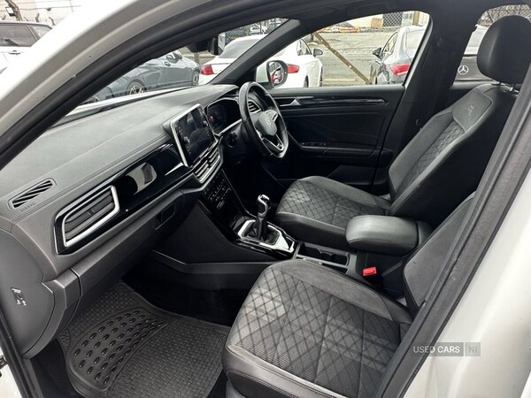 Used Volkswagen T-Roc 2023 for sale - 77941053: Photo 17