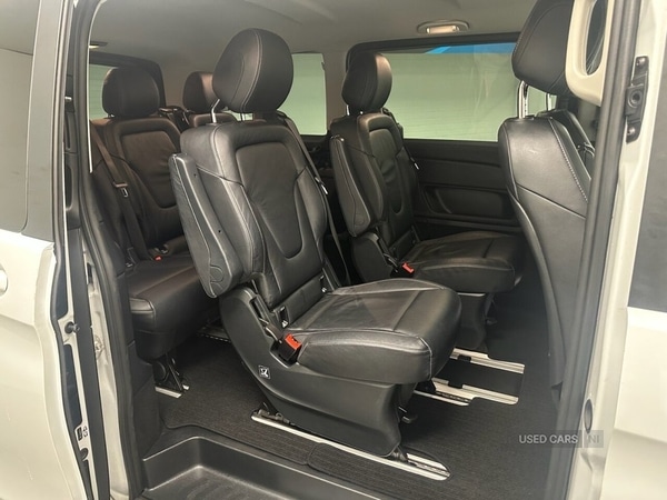 Used Mercedes-Benz V-Class 2015 for sale - 76315320: Photo 10