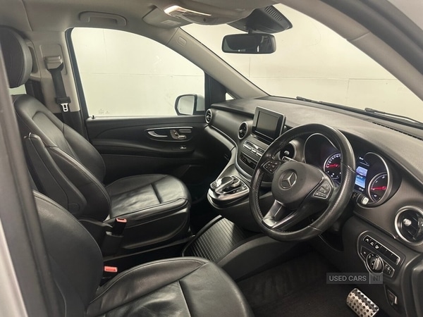 Used Mercedes-Benz V-Class 2015 for sale - 76315320: Photo 17