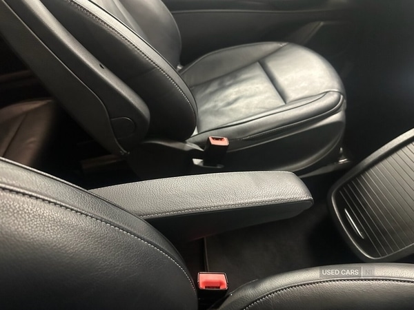 Used Mercedes-Benz V-Class 2015 for sale - 76315320: Photo 18
