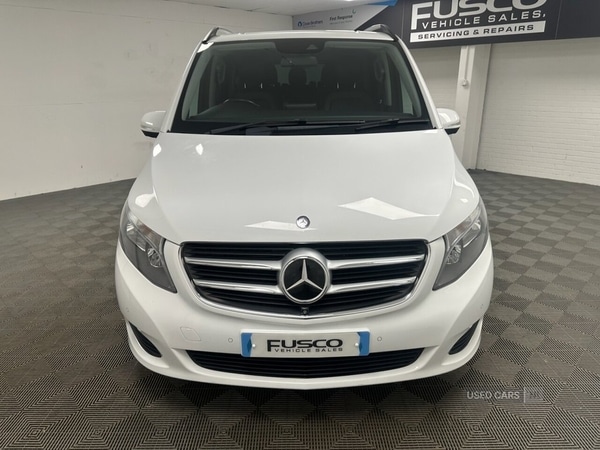 Used Mercedes-Benz V-Class 2015 for sale - 76315320: Photo 2