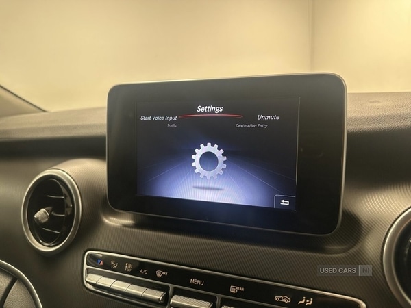 Used Mercedes-Benz V-Class 2015 for sale - 76315320: Photo 30