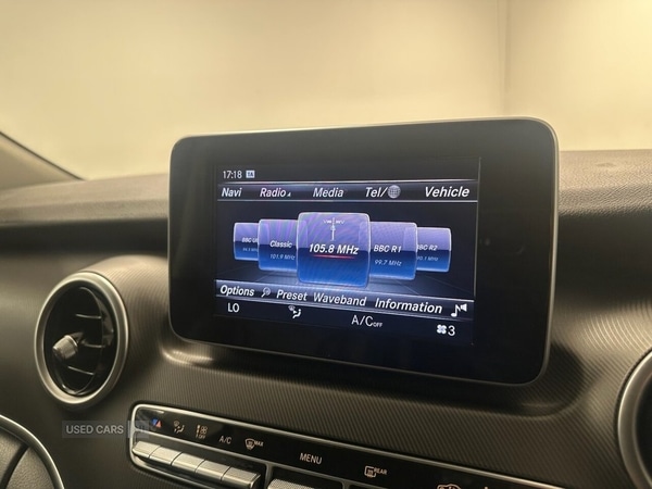 Used Mercedes-Benz V-Class 2015 for sale - 76315320: Photo 31