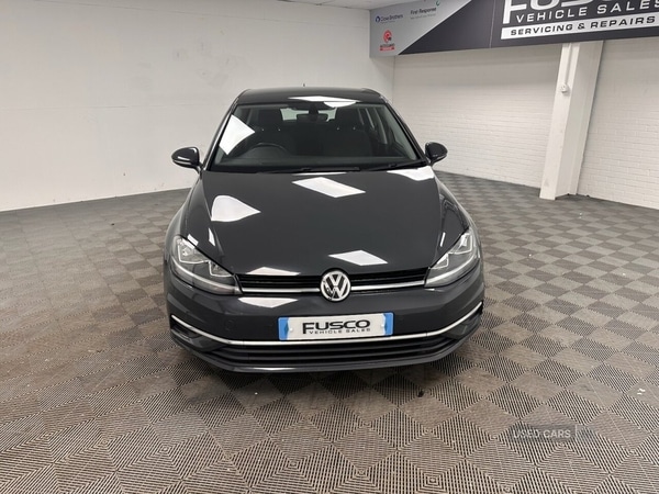 Used Volkswagen Golf 2017 for sale - 77041438: Photo 2