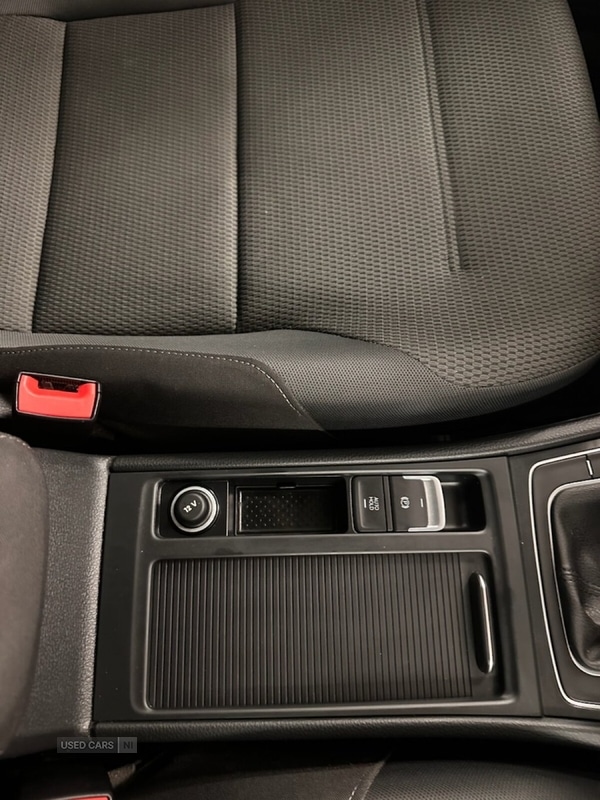 Used Volkswagen Golf 2017 for sale - 77041438: Photo 27