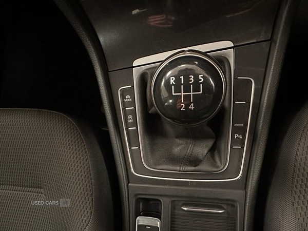 Used Volkswagen Golf 2017 for sale - 77041438: Photo 29