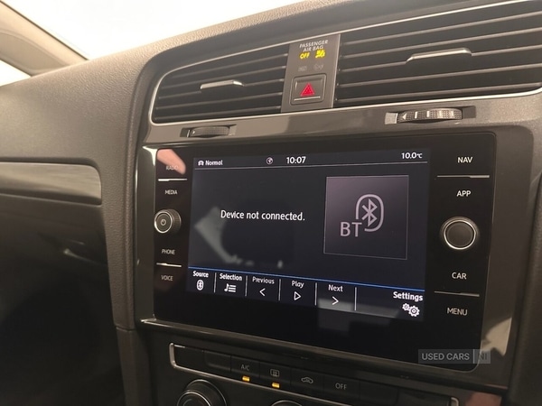 Used Volkswagen Golf 2017 for sale - 77041438: Photo 33