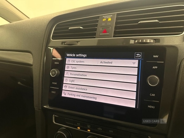 Used Volkswagen Golf 2017 for sale - 77041438: Photo 39