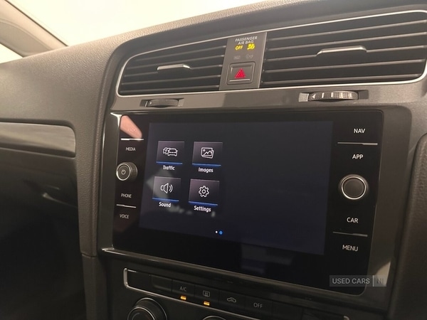 Used Volkswagen Golf 2017 for sale - 77041438: Photo 41