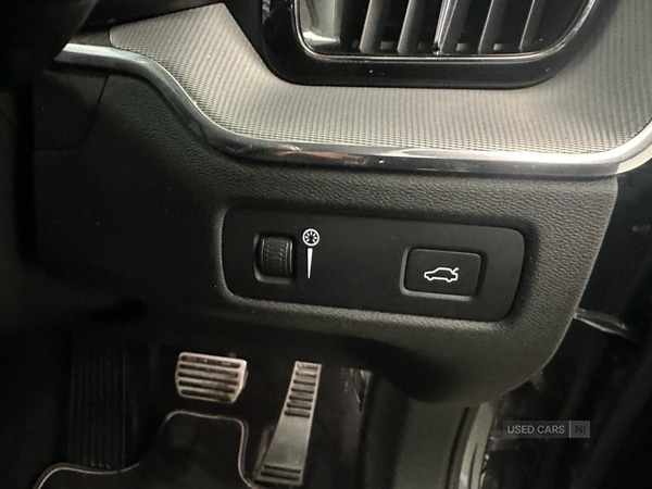 Used Volvo XC60 2018 for sale - 76927205: Photo 33