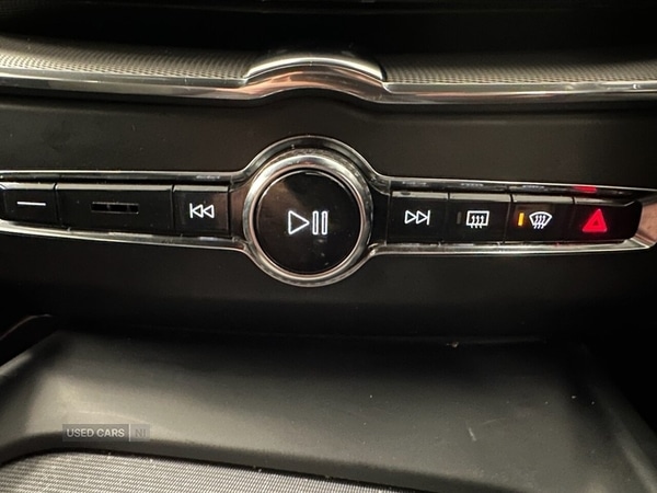 Used Volvo XC60 2018 for sale - 76927205: Photo 37