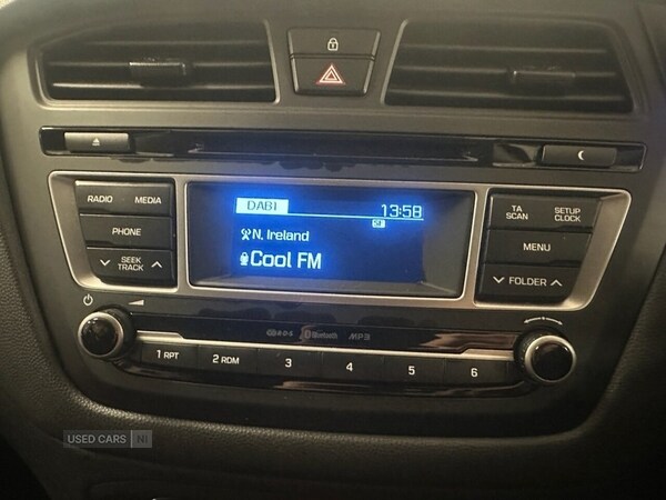 Used Hyundai i20 2017 for sale - 76787228: Photo 24