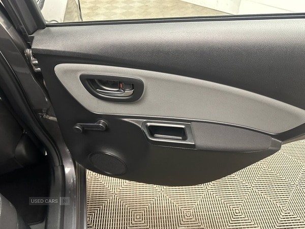 Used Toyota Yaris 2015 for sale - 76646515: Photo 10