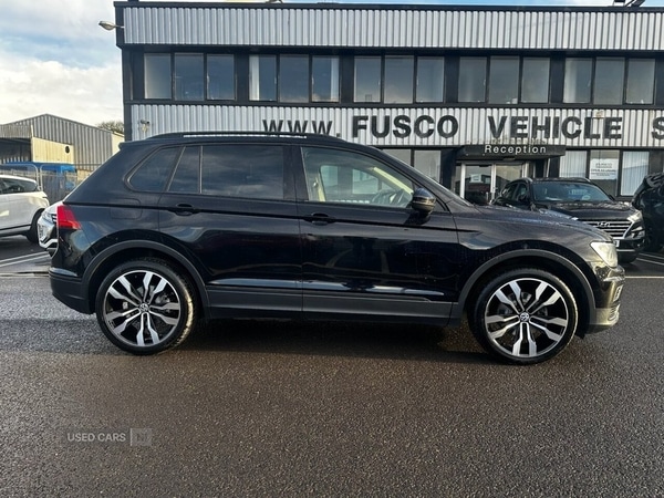 Used Volkswagen Tiguan 2017 for sale - 77893332: Photo 2