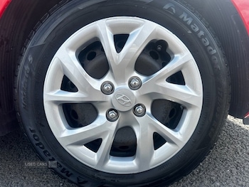 Used Hyundai i10 2019 for sale - 78689784: Photo
