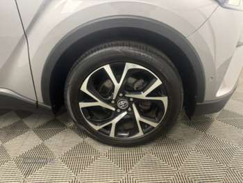 Used Toyota C-HR 2017 for sale - 74936321: Photo