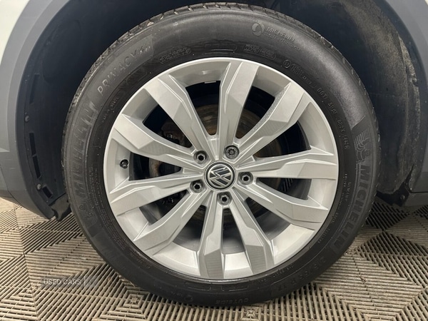 Used Volkswagen T-Roc 2020 for sale - 76729861: Photo 5