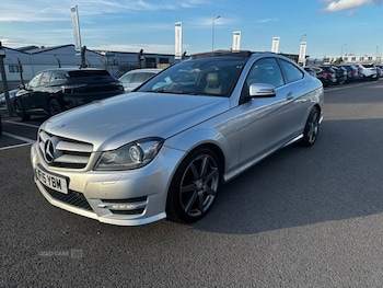 Used Mercedes-Benz C Class 2015 for sale - 79534081: Photo