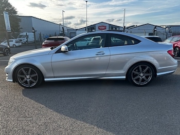 Used Mercedes-Benz C Class 2015 for sale - 79534081: Photo