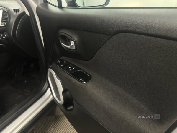 Used Jeep Renegade 2016 for sale - 76965938: Photo 18