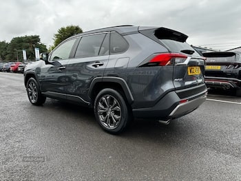 Used Toyota RAV4 2022 for sale - 79566349: Photo